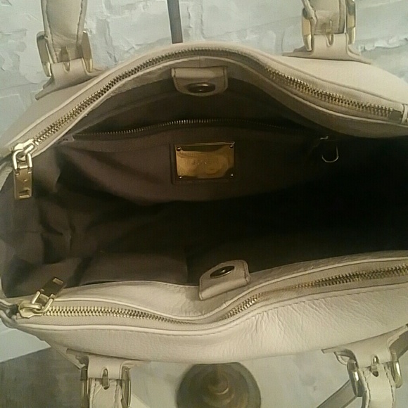 Gorgeous J.Crew cream leather purse gold hardware - Picture 3 of 8